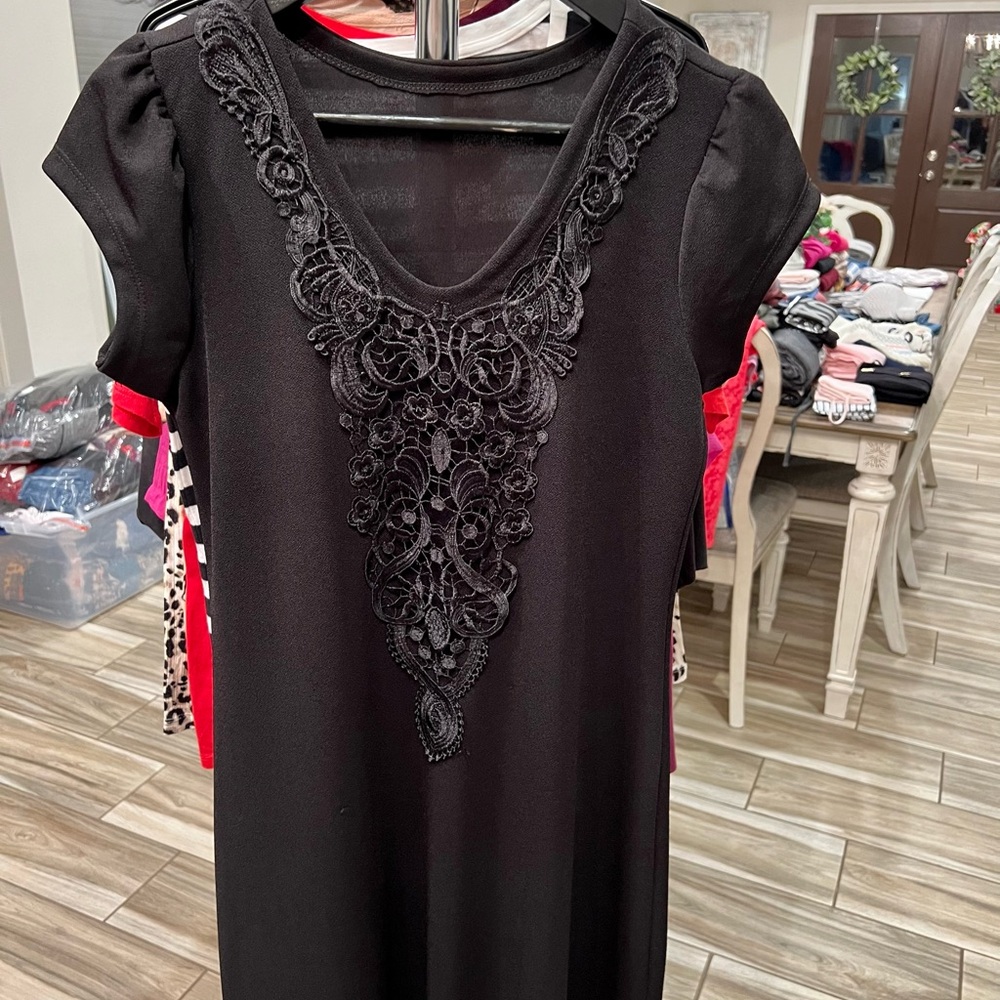 Elegant Black Maxi Dress